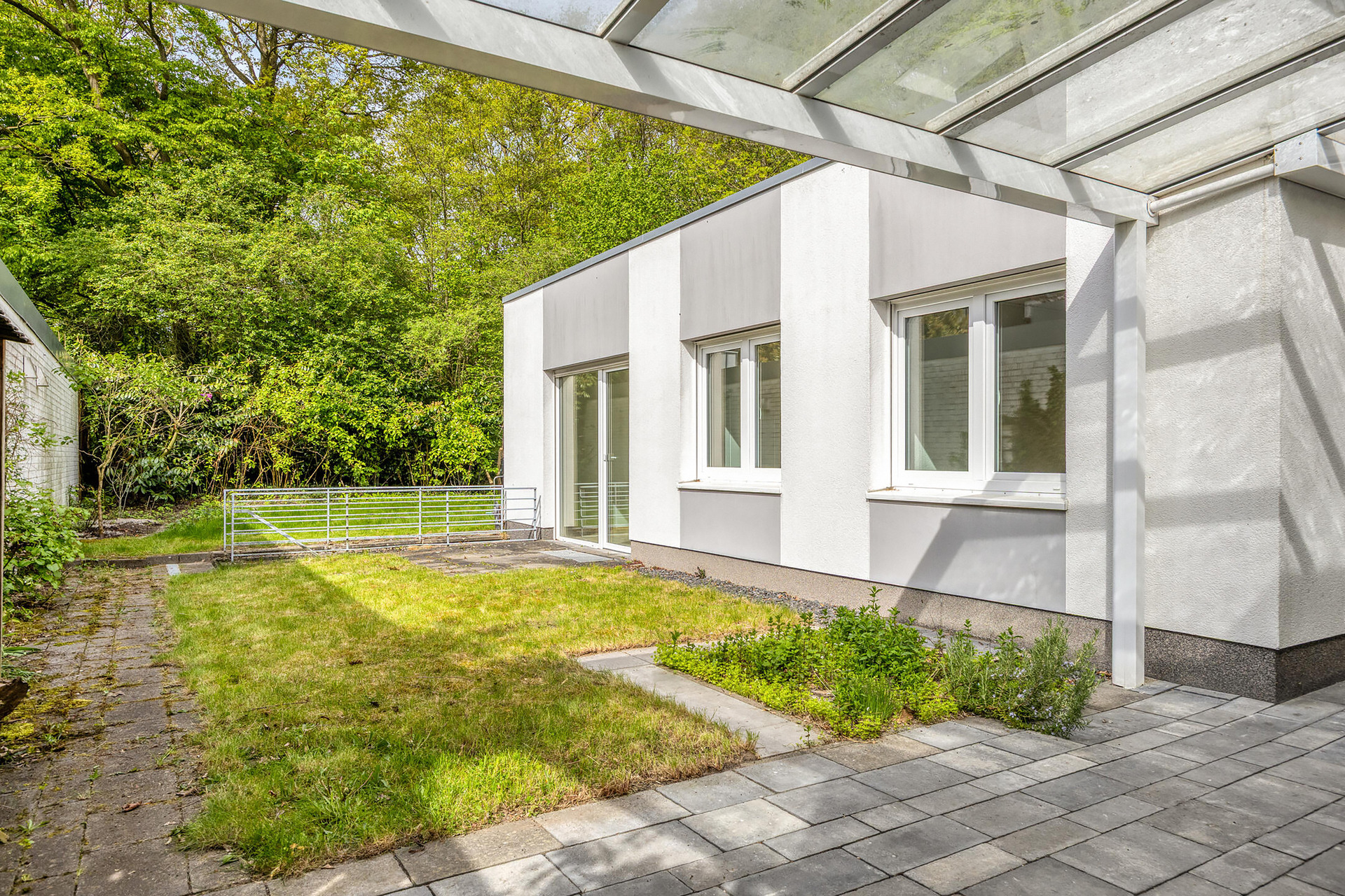 Kernsanierter Bungalow Münster Süd – Innenansicht Wohn- und Essbereich