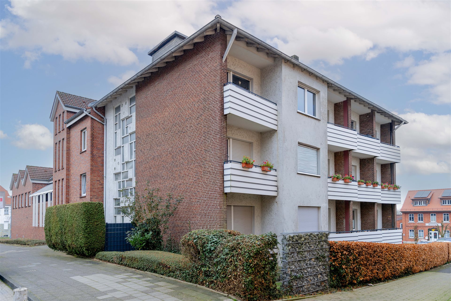 Mehrfamilienhaus Ennigerloh – Außenansicht Balkone